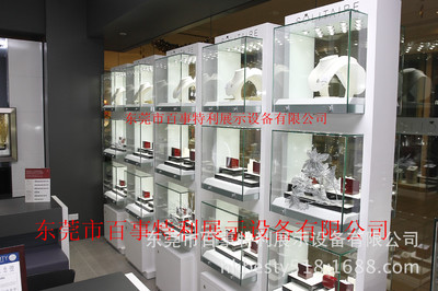 珠宝展示柜的艺术 打造高端零售空间的关键